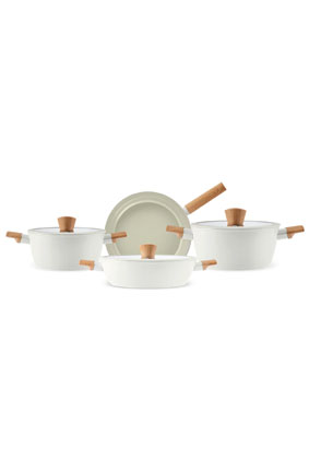 Karaca Swiss Crystal Almond Cream Induction-compatible 7-piece Cookware Set Karaca Swiss Crystal Almond Cream Induction-compatible 7-piece Cookware Set